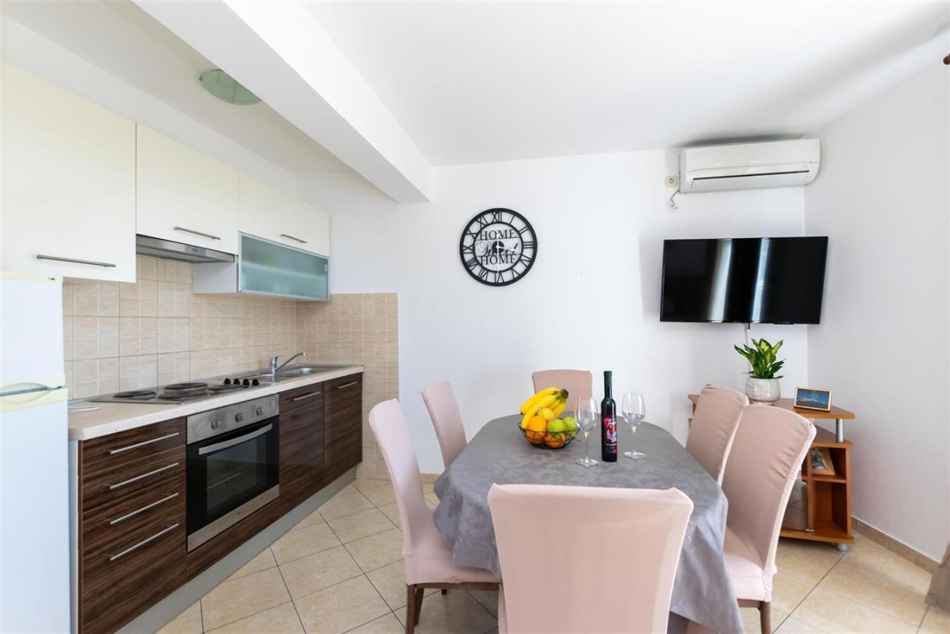 Apartment Dragan i Slavica Lopar Exteriör bild